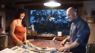 Porno debutto della MILF Asia Ostertag