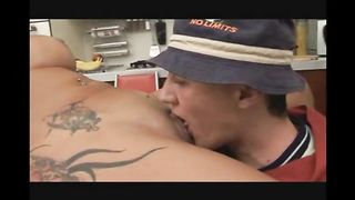 Milf italiana porcona inculata dal giardiniere