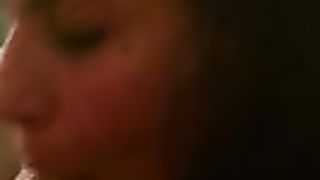 Pompino sul divano da Genova