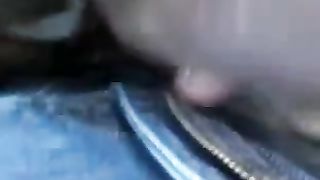 Pompino al compagno di classe a Bologna