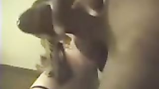 MILF divora il cazzo di un Mandingo