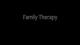 Il fratello si bomba la sorellina figa