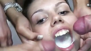 Bukkake party con ingoio di sborra a litri