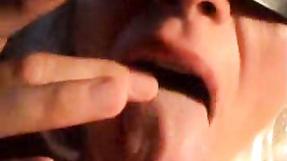 Luca e Gina i due scopamici esibizionisti