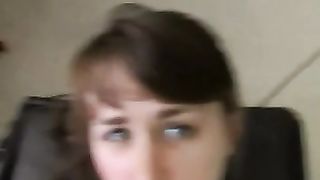 La mia sorella maggiore prova il mio cazzo