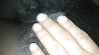 Negretta si fa penetrare la topa pelosa