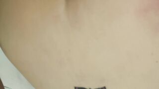 Me la scopo in tutti i buchi