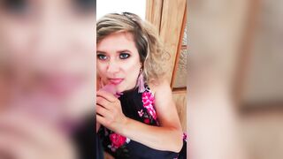 Una bella e affascinante casalinga ha subito una metamorfosi e per la prima volta ha