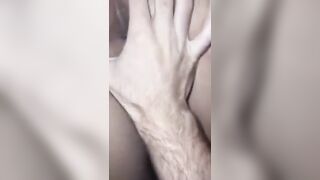 Amante impaziente incula la sua ragazza transessuale