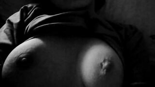 A Valentina piace succhiare il cazzo