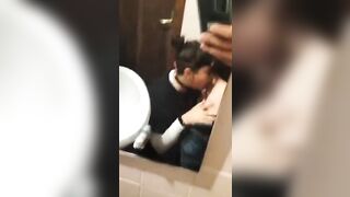 Brava troia sai succhiarmi il cazzo