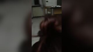 Succhia cazzi bresciana gli svuota le palle per colazione