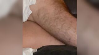 Inculo mia moglie con calze a rete bianche e perizoma