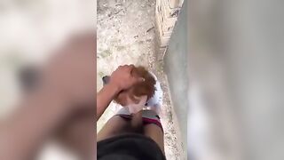 Anteprima del video: Sesso ai giardini pubblici con la zoccola della Conad