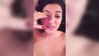 MA PERCHE' MI SBORRI IN FACCIA !?!?