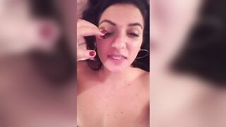 MA PERCHE' MI SBORRI IN FACCIA !?!?