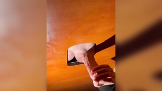 Svuoto un cazzone gay di uno sconosciuto