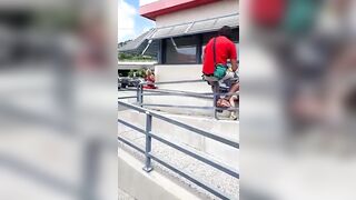 Vlogger italiano in cerca di zoccole