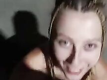 MOGLIE NAPOLETANA SUCCHIA IL CAZZO AL CAMIONISTA