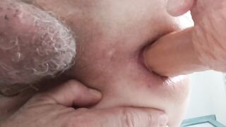 Mia moglie mi incula con il dildo