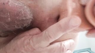 Mia moglie mi incula con il dildo