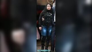 DONNE CHE SI METTONO IN GIOCO NEL PORNO