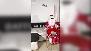 TUTTA CALDA PER BABBO NATALE