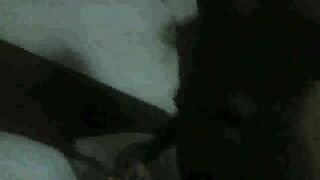 Cicciona tettona scopata come una vera maiala mi lecca con la lingua il buco del culo