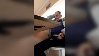 Al bar buon natale a tutti