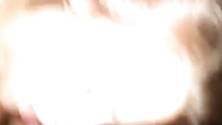 SUKA IL CAZZO PUTTANA !