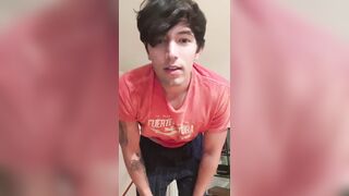 Anteprima del video: Andrea di Pesaro si confessa gay