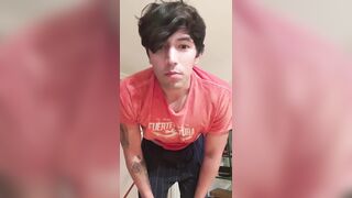 Andrea di Pesaro si confessa gay tg andreapesaro0