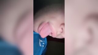 Puttana Napoletana mostra come si masturba