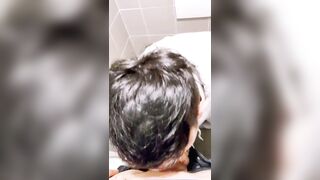 Andrea di Pesaro ama succhiare cazzi XL e bere sborra tg andreapesaro0