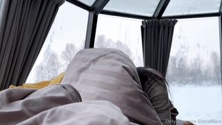 TI SONO VENUTA A DARE IL BUONIGIORNO MIO PORCO !