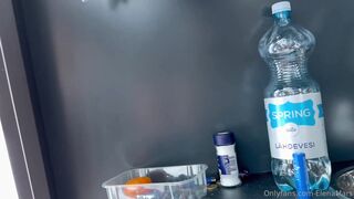 TI SONO VENUTA A DARE IL BUONIGIORNO MIO PORCO !