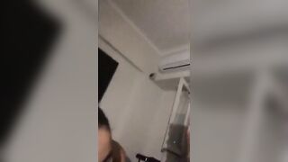 Due troie amiche si spartiscono il cazzo dell’amico a colpi di gola profonda