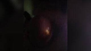 Guardate quanto è grosso il mio cazzo, stronzi