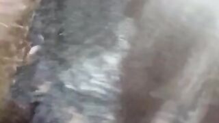 Scopo la bocca a mia moglie e gli sputo la saliva in faccia