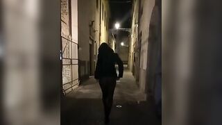 Milf italiana si fa spaccare il culo in hotel: urla e sborra ovunque