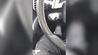 Marito cornuto guarda la moglie troia prendere doppio cazzo: culo e figa pieni