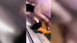 Italiane social pompano e si fanno montare dal fan fortunato in diretta