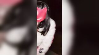 Moglie Porca Esibizionista: pompino sporco in carsex mentre guida il porco