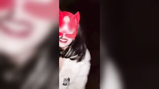 Moglie Porca Esibizionista: pompino sporco in carsex mentre guida il porco