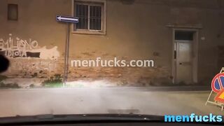 Bella gnocca chiede un passaggio e finisce con una trombata epica da urlo