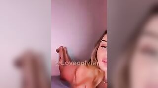 Fernanda in live: tutta la sua bellezza da porca che fa schizzare schermi