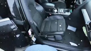 Moglie matura si ingoia il cazzo del marito in mezzo alla neve, freddo del cazzo