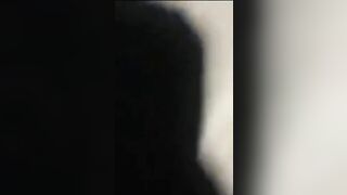 Vuole tutta la sborra in bocca la zoccoletta: ingoia come una vera troia affamata