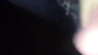 Vuole tutta la sborra in bocca la zoccoletta: ingoia come una vera troia affamata