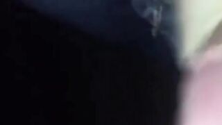 Vuole tutta la sborra in bocca la zoccoletta: ingoia come una vera troia affamata